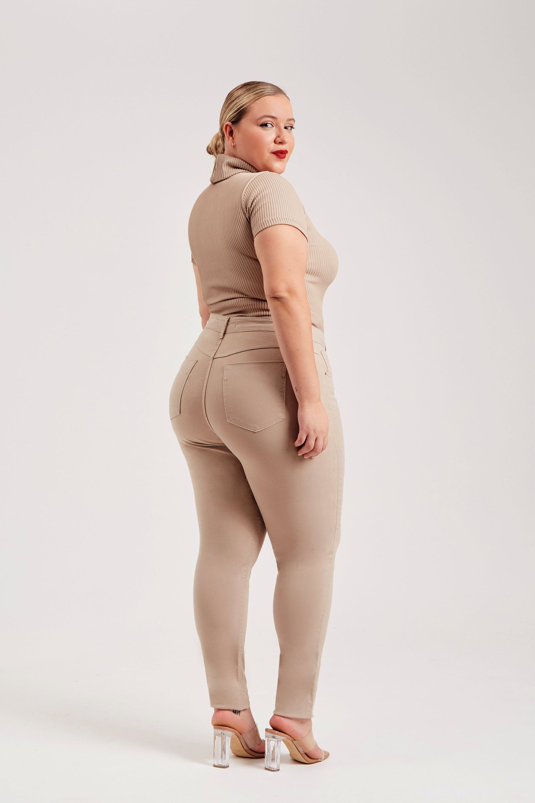 Calça Jeans Modeladora Nude Skinny Cós Alto