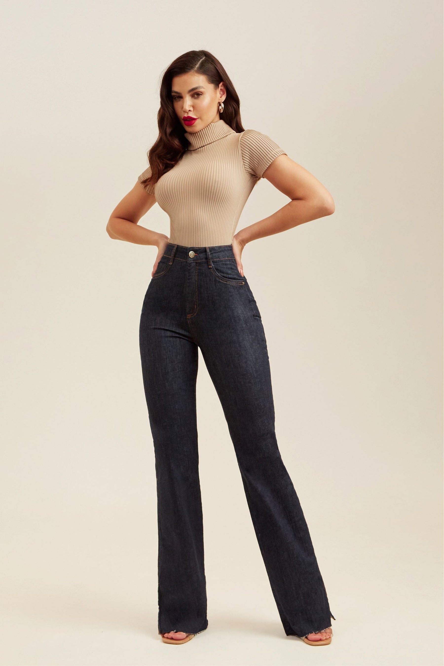 Calça Jeans Modeladora Fantástica Wide Leg Cós Super Alto