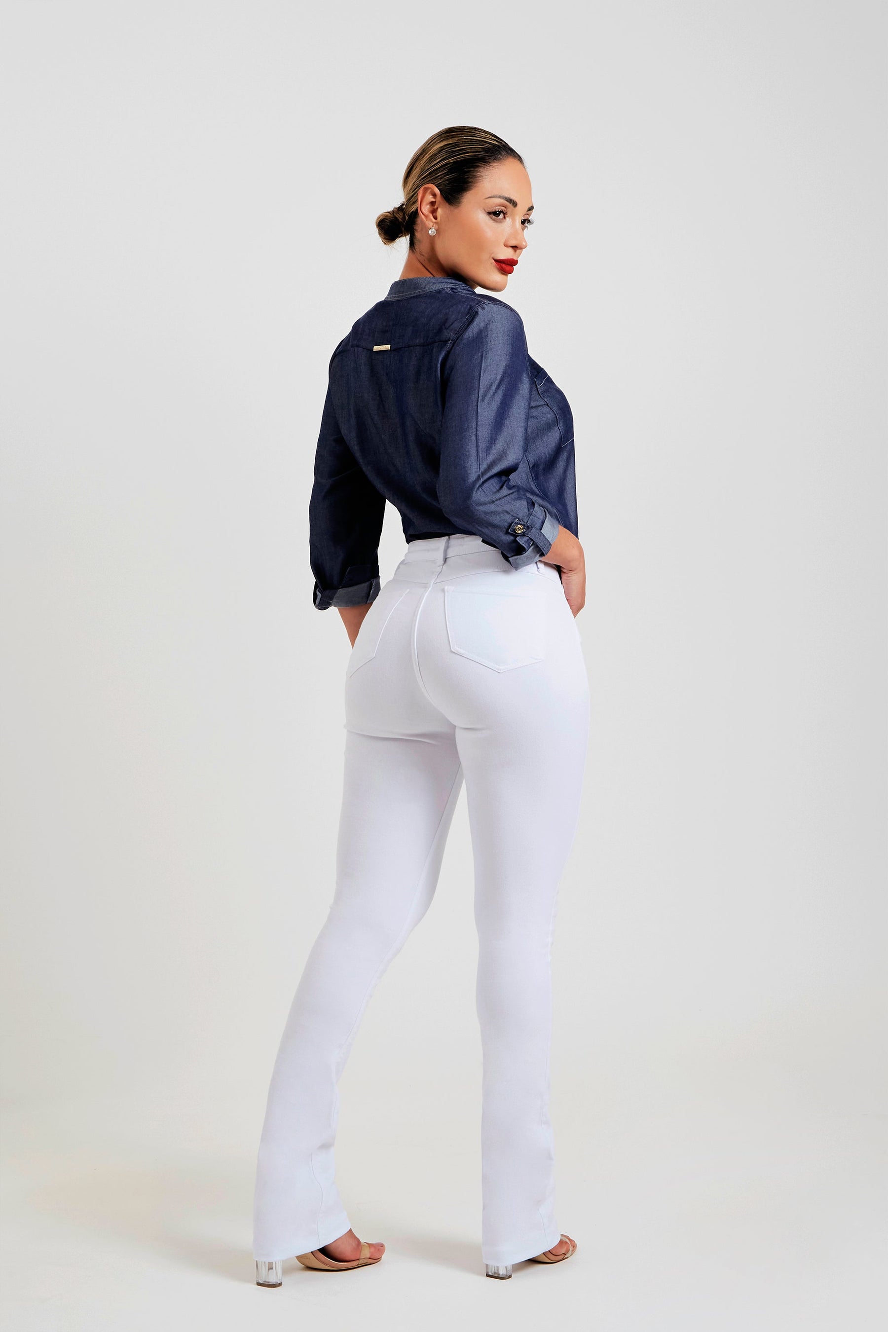 Calça Jeans Modeladora Milagrosa Boot Cut Cós Alto - Branca
