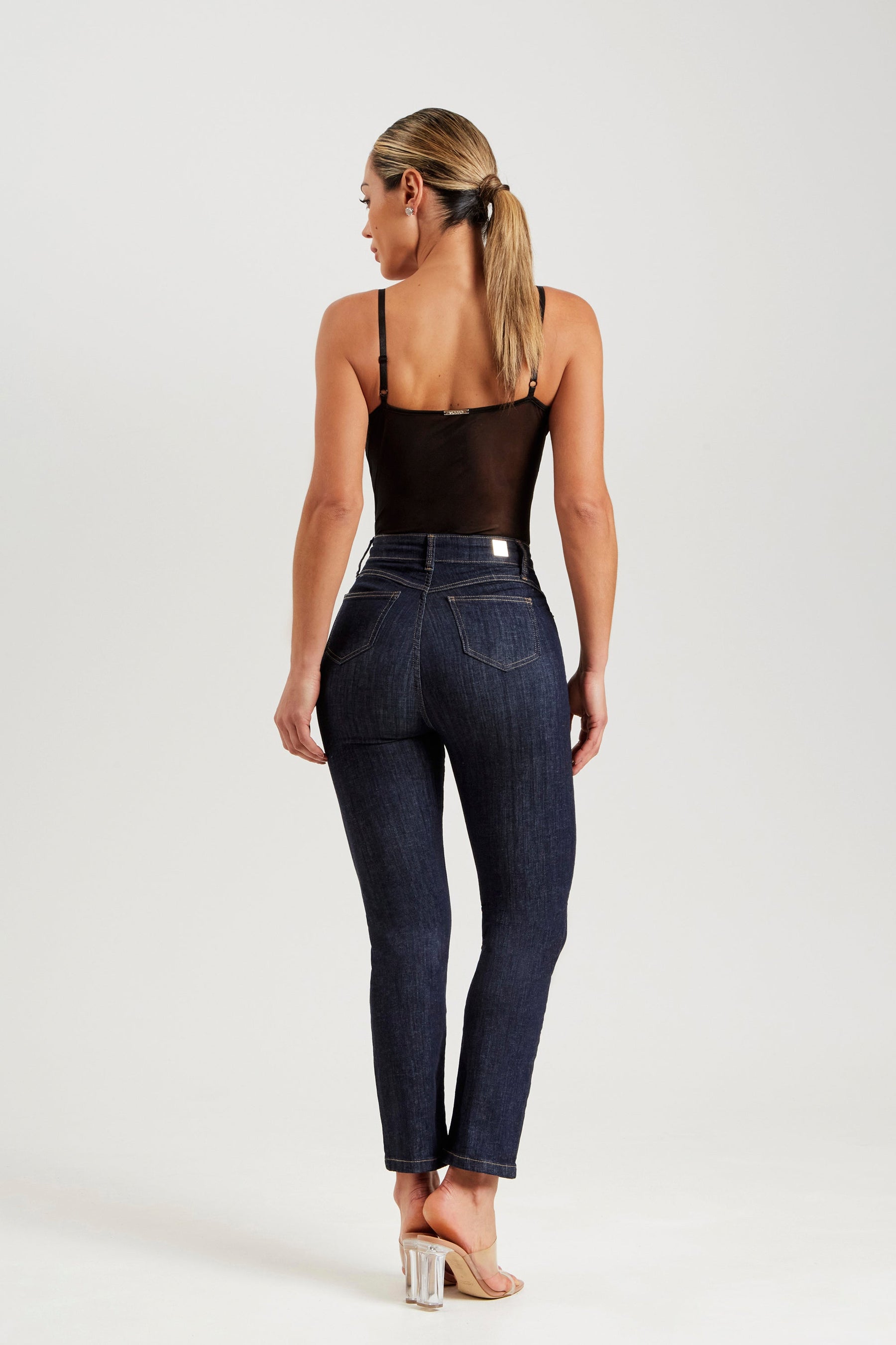 Calça Jeans Modeladora Fantástica Reta Cós Alto