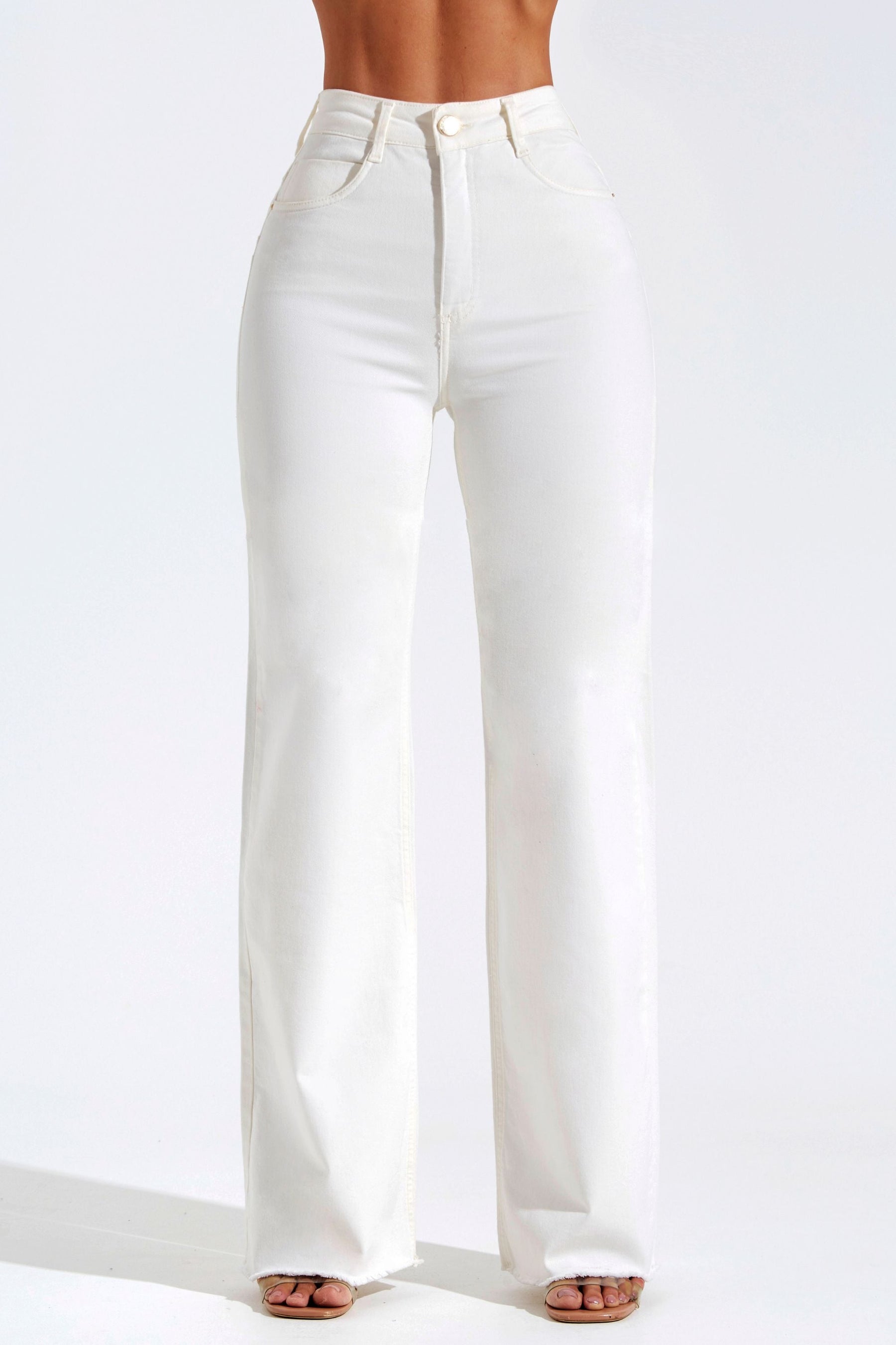 Calça Jeans Modeladora Off White Wide Leg Cós Super Alto
