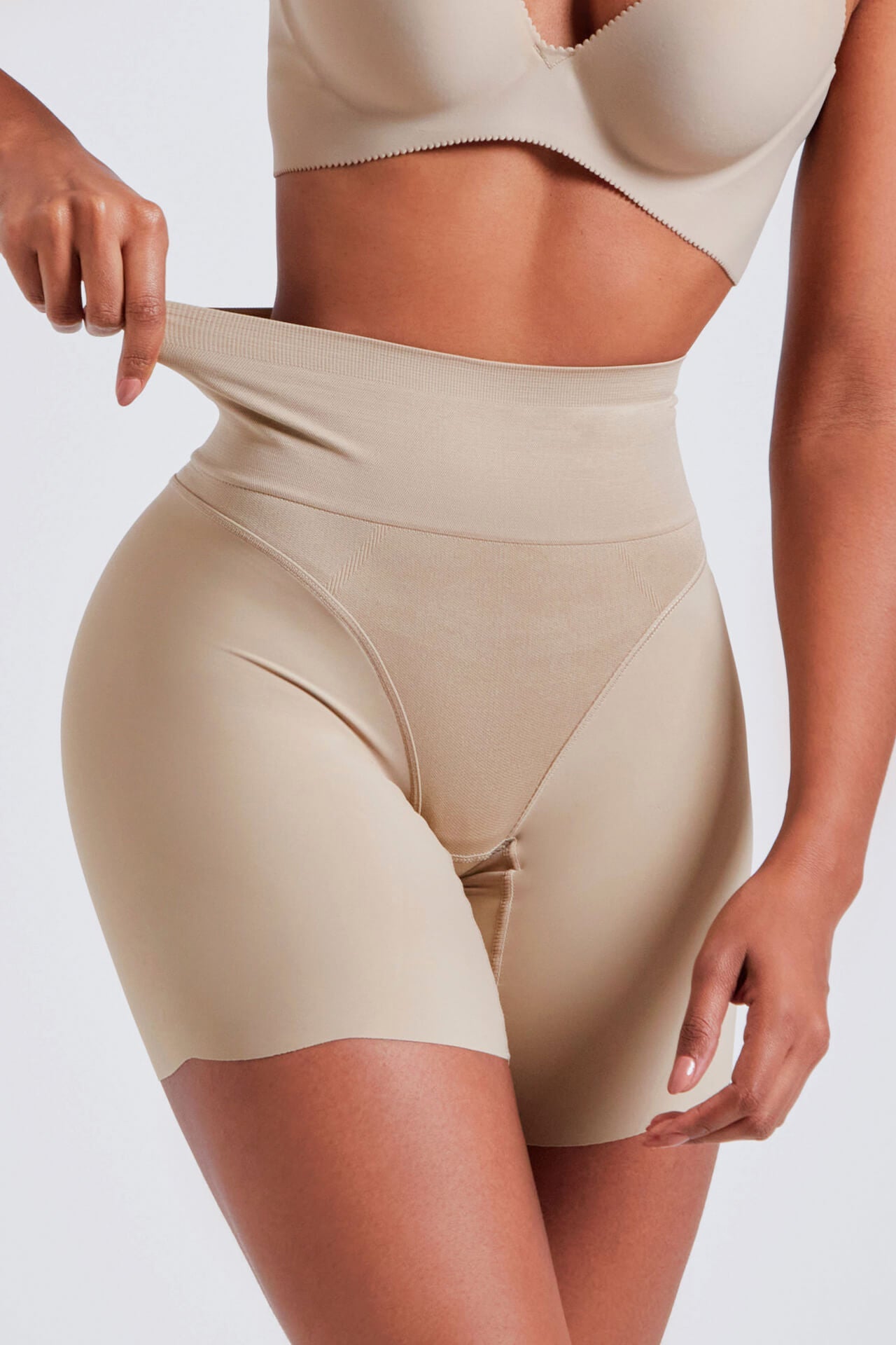 Shorts Modelador Que Afina Cintura Bege