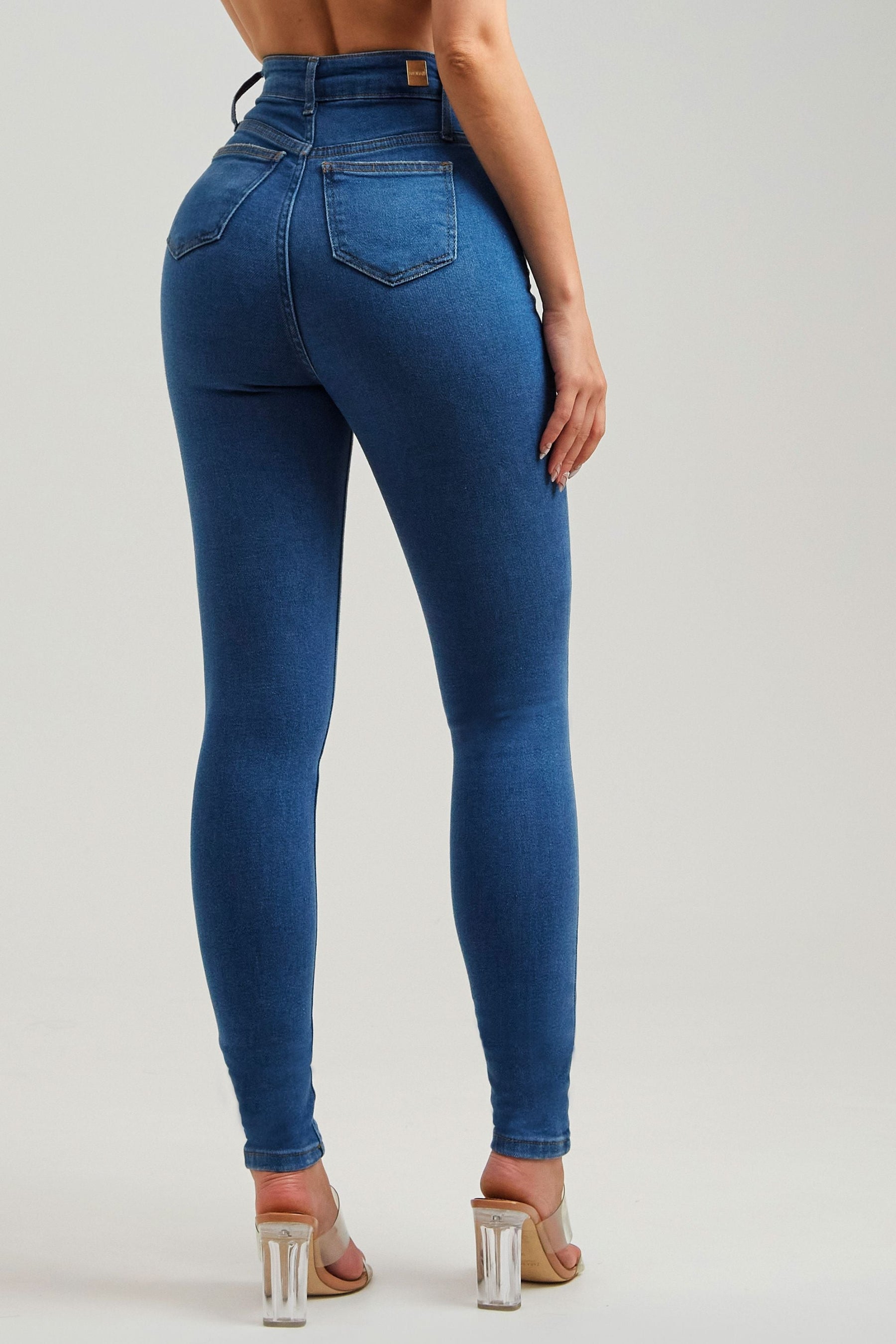 Calça Jeans Modeladora Clássica Skinny Cós Super Alto