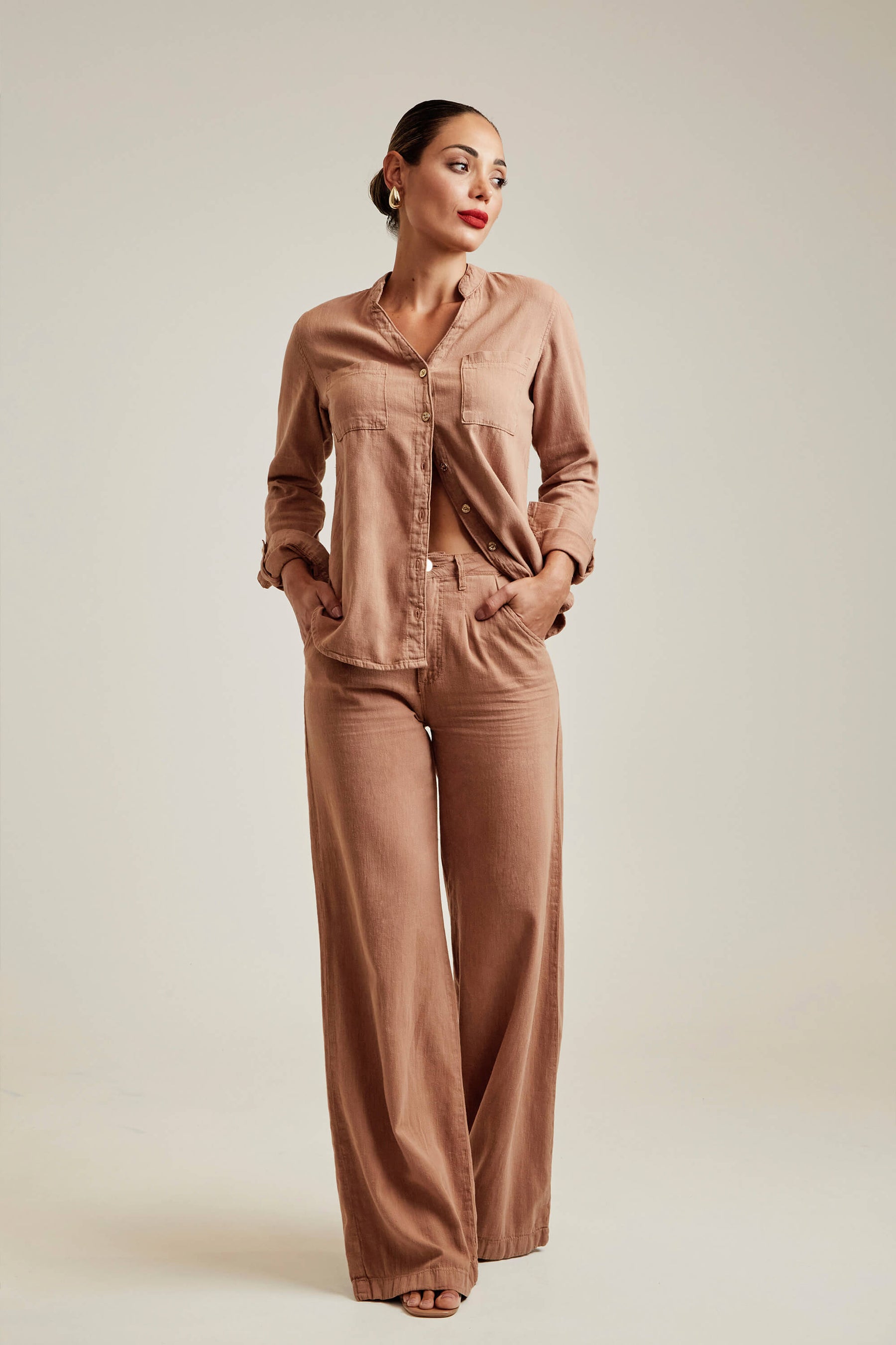 Calça Pantalona de Linho Térmico Dunas Terra