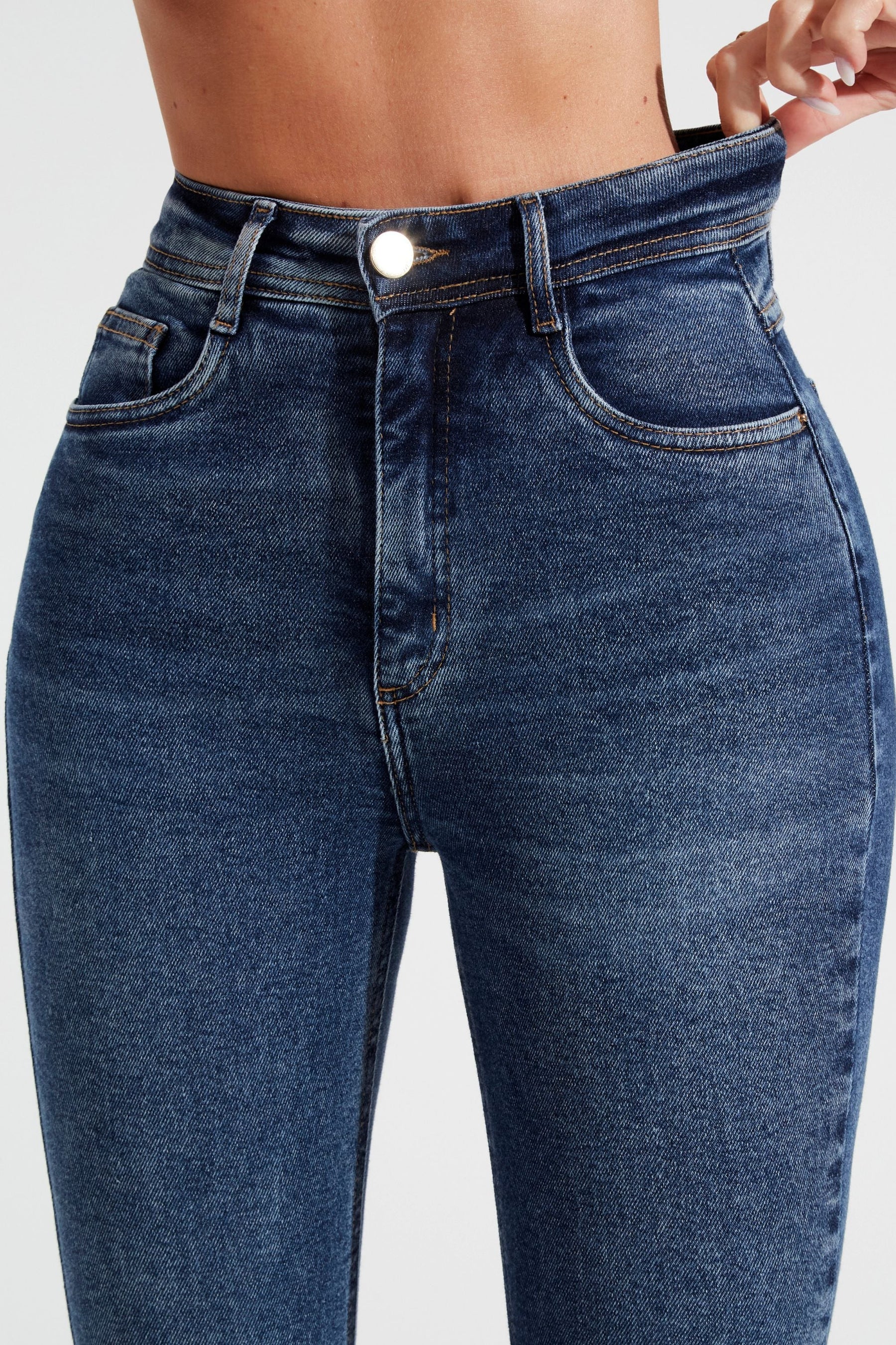 Calça Jeans Modeladora Essencial Skinny Cós Super Alto
