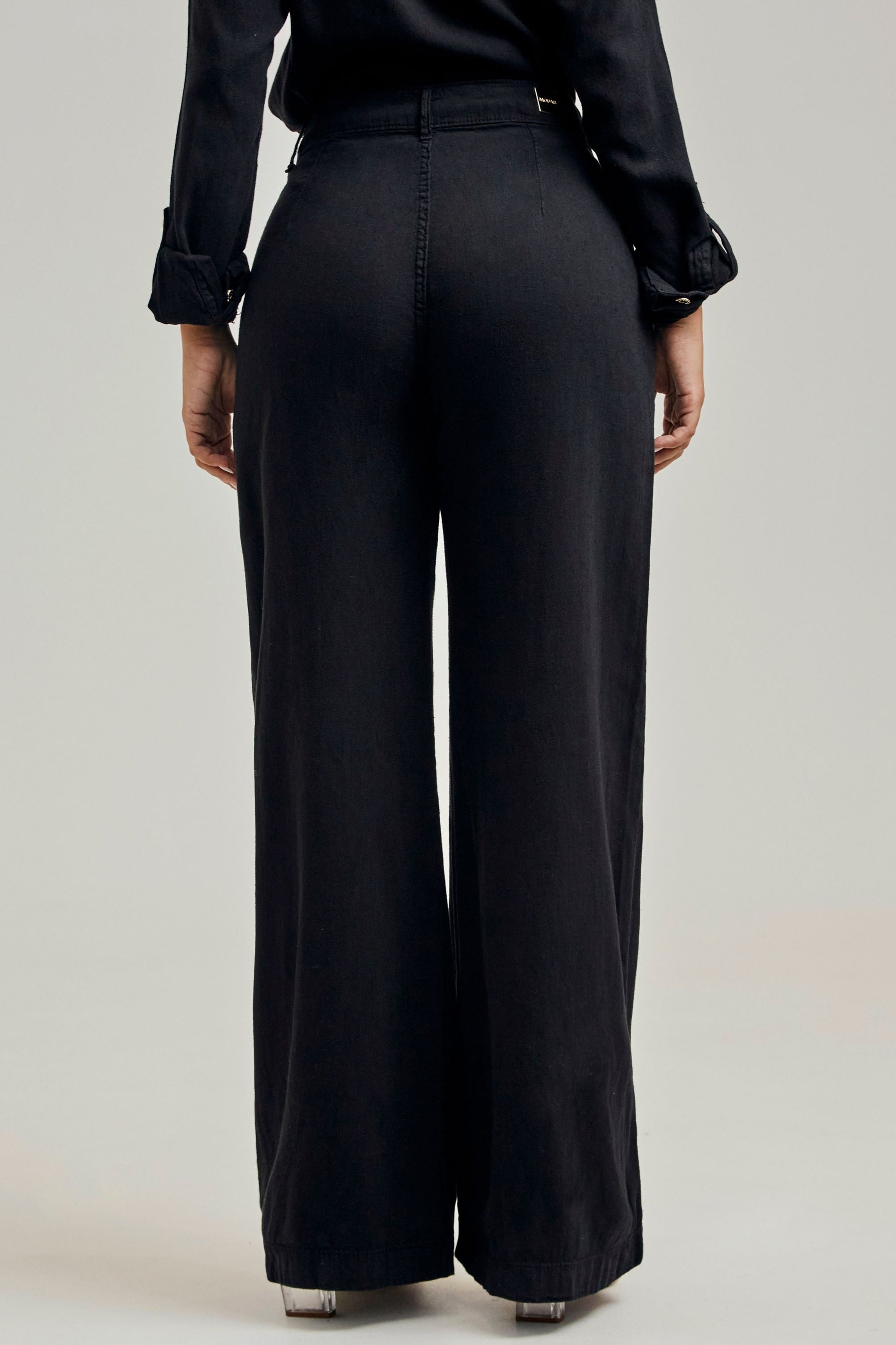 Calça Pantalona de Linho Térmico Dunas Preta