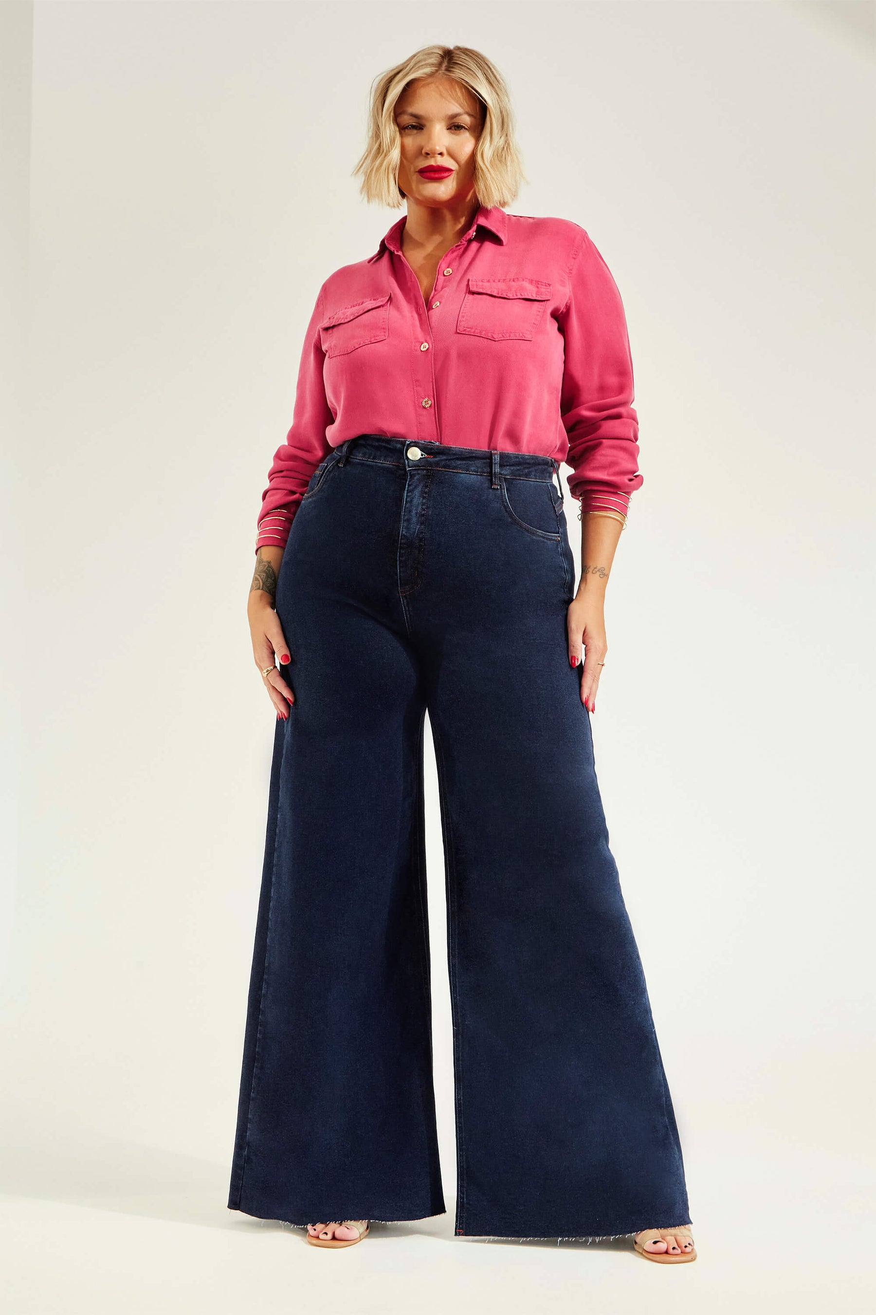 Calça Jeans Modeladora Luxury Pantalona Cós Super Alto