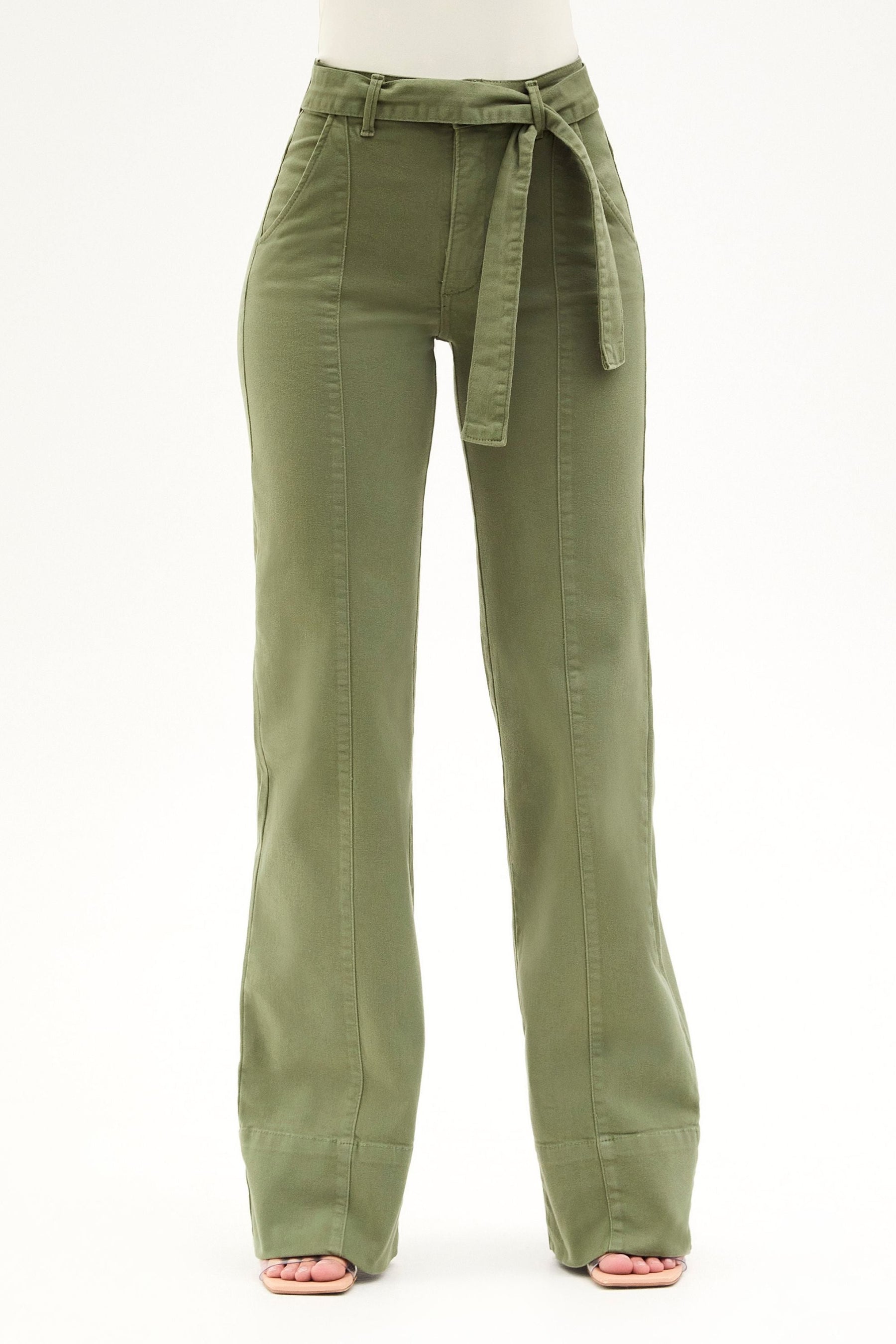 Calça Jeans de Rica Tecnológica Wide Leg Verde Militar Cós Alto
