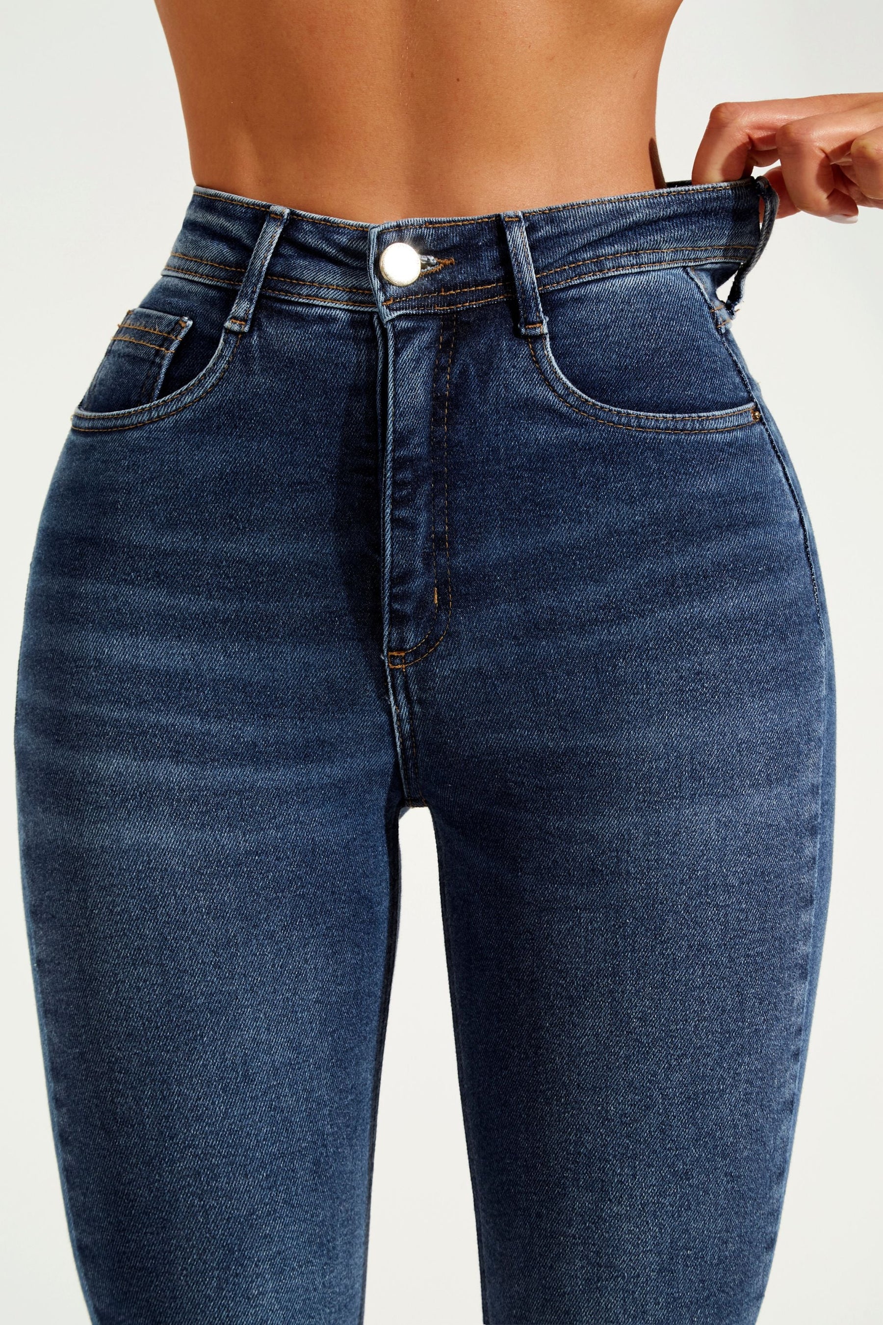 Calça Jeans Modeladora Essencial Reta Cós Super Alto