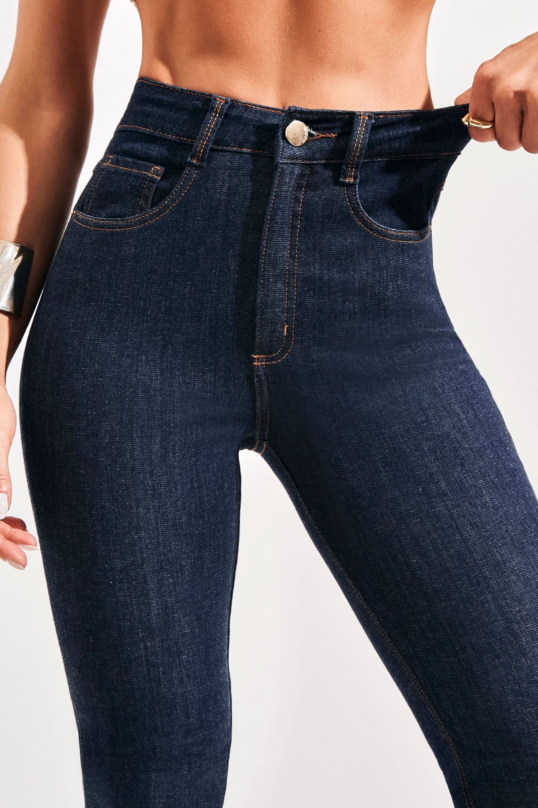 Calça Jeans Modeladora Fantástica Skinny Cós Alto