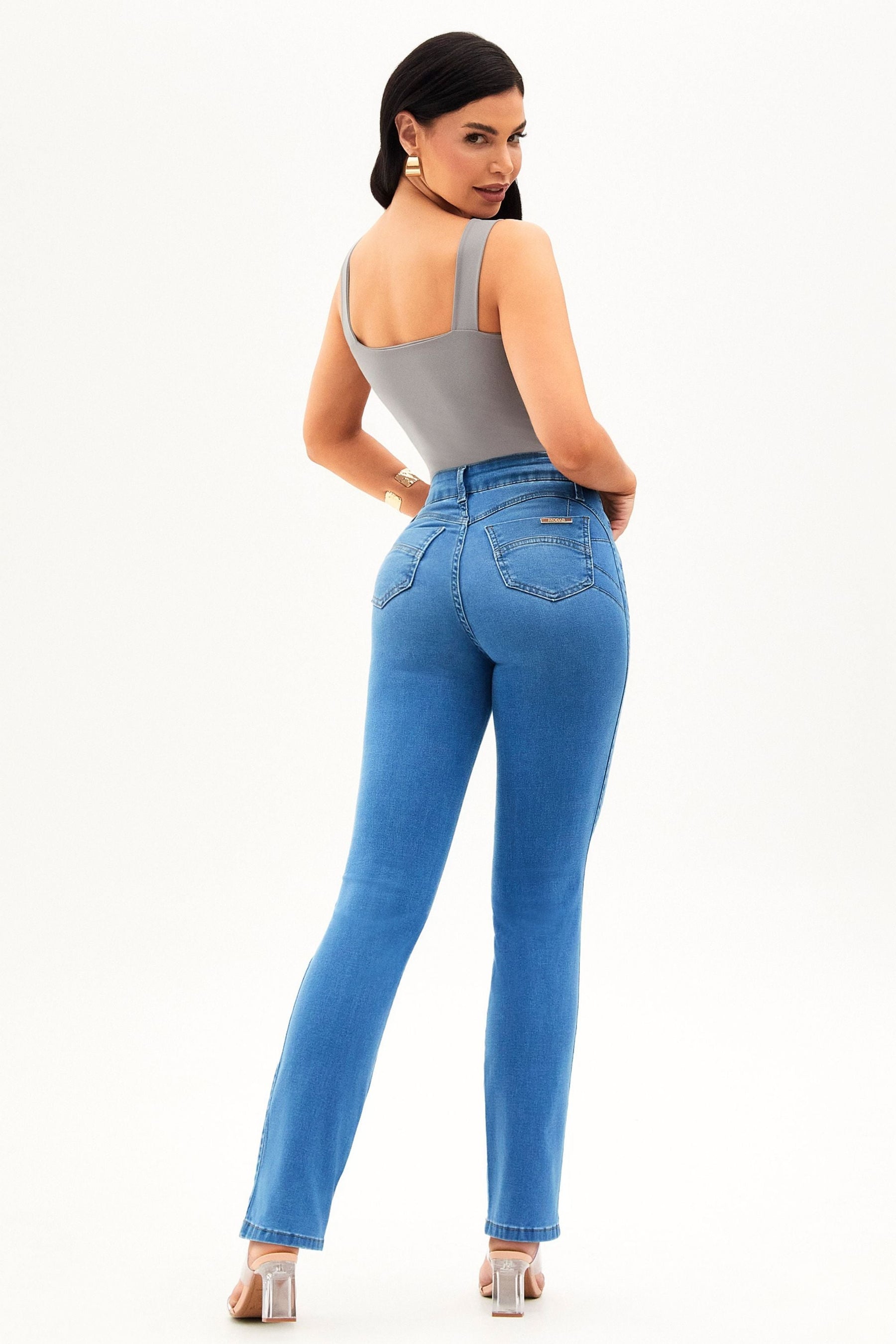 Calça Jeans Mega Bumbum Reta Cós Médio