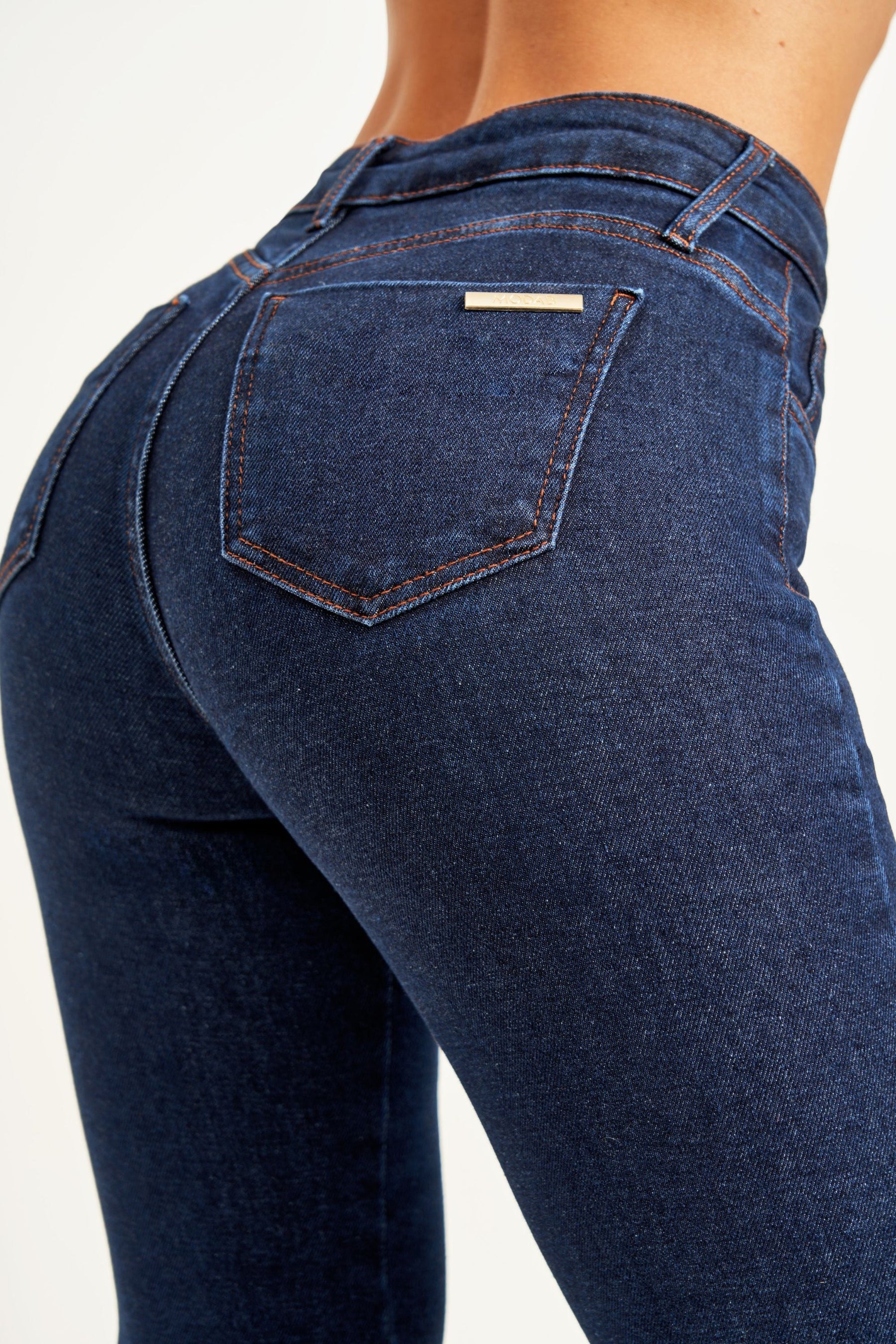 Calça Jeans Modeladora Luxury Flare Cós Médio