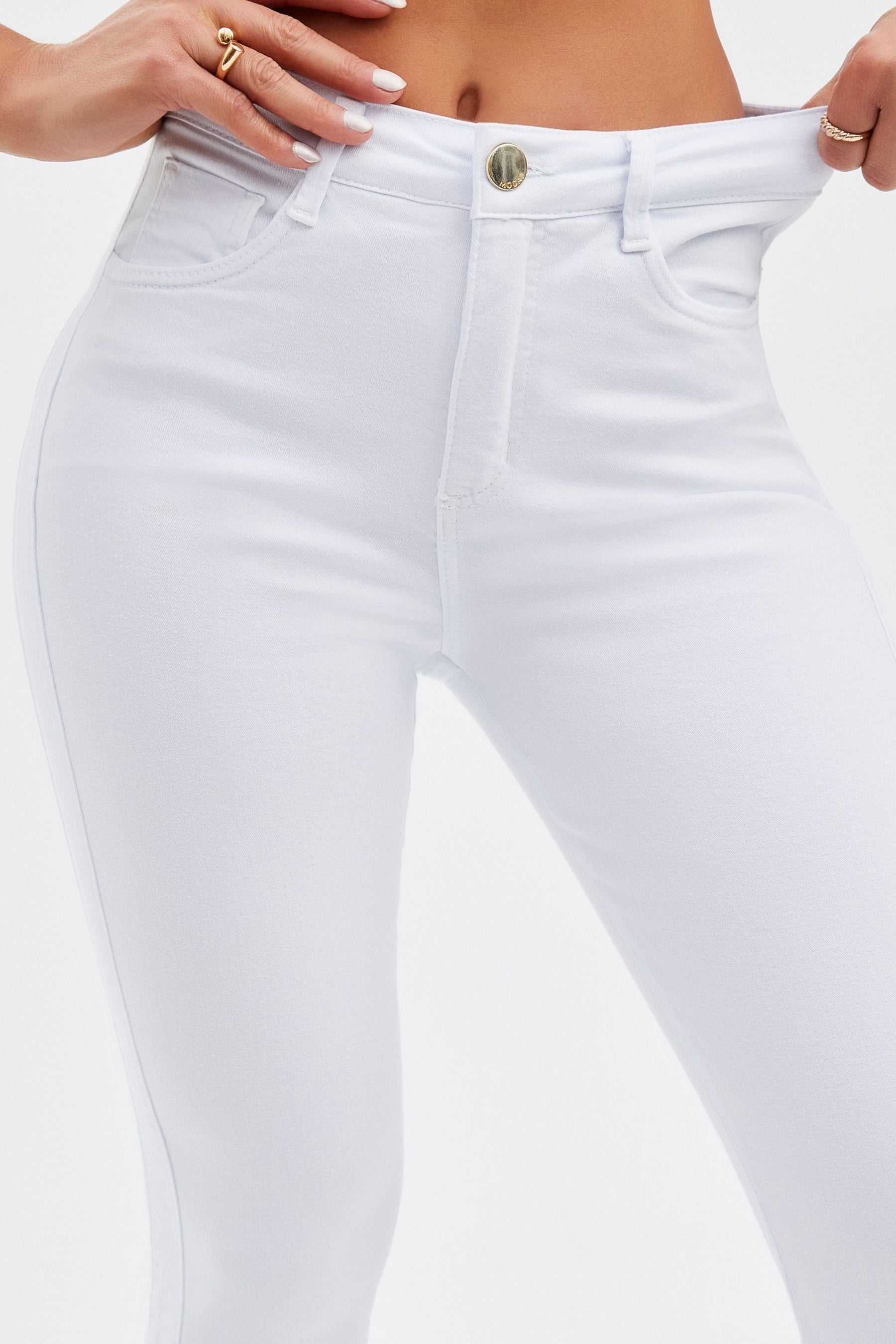 Calça Jeans Mega Bumbum Flare Milagrosa Cós Médio - Branca