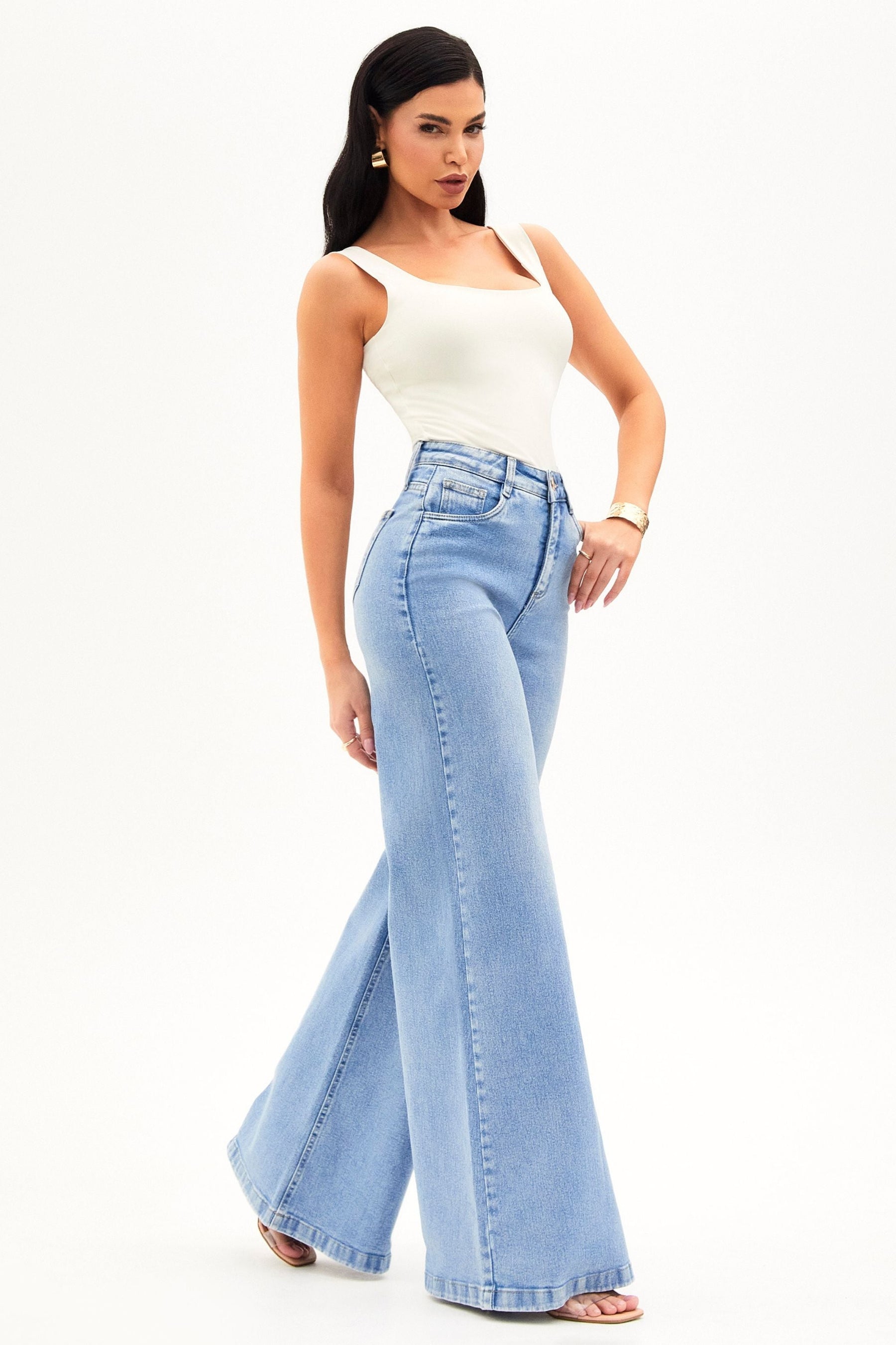 Calça Jeans Modeladora Basic Pantalona Jeans Claro Cós Super Alto