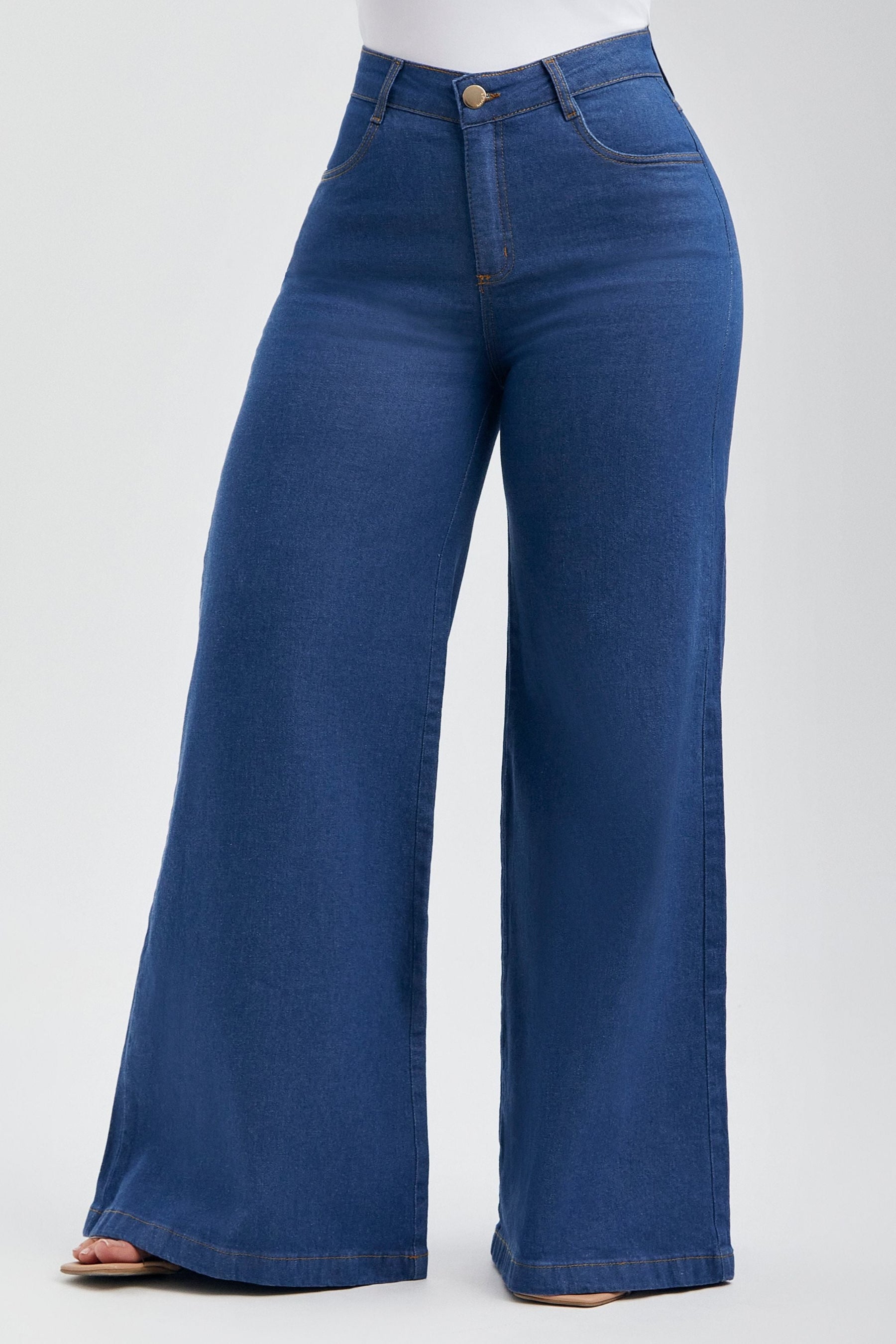 Calça Jeans Ultra Modeladora Pantalona Jeans Médio Cós Médio