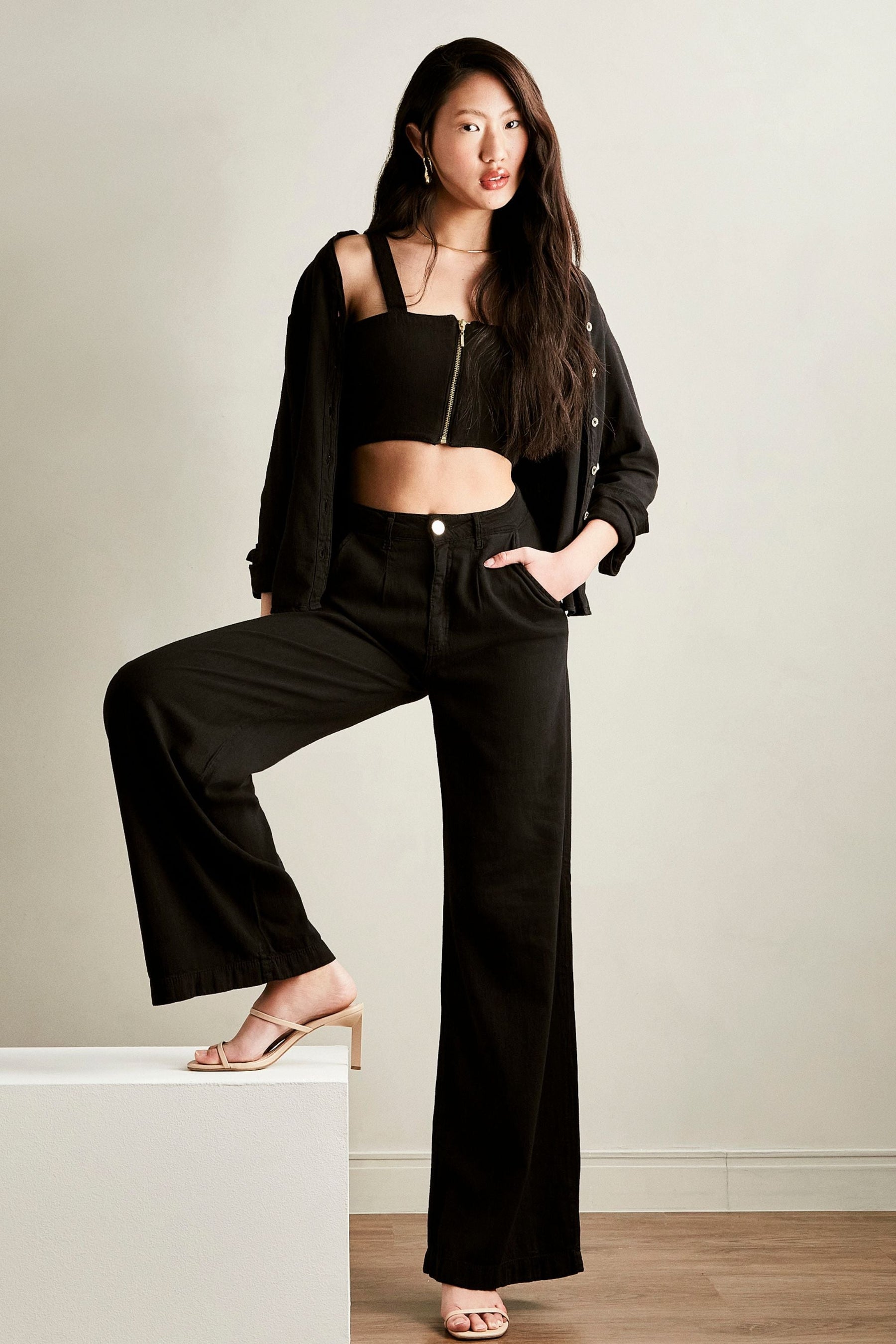 Calça Pantalona de Linho Térmico Dunas Preta