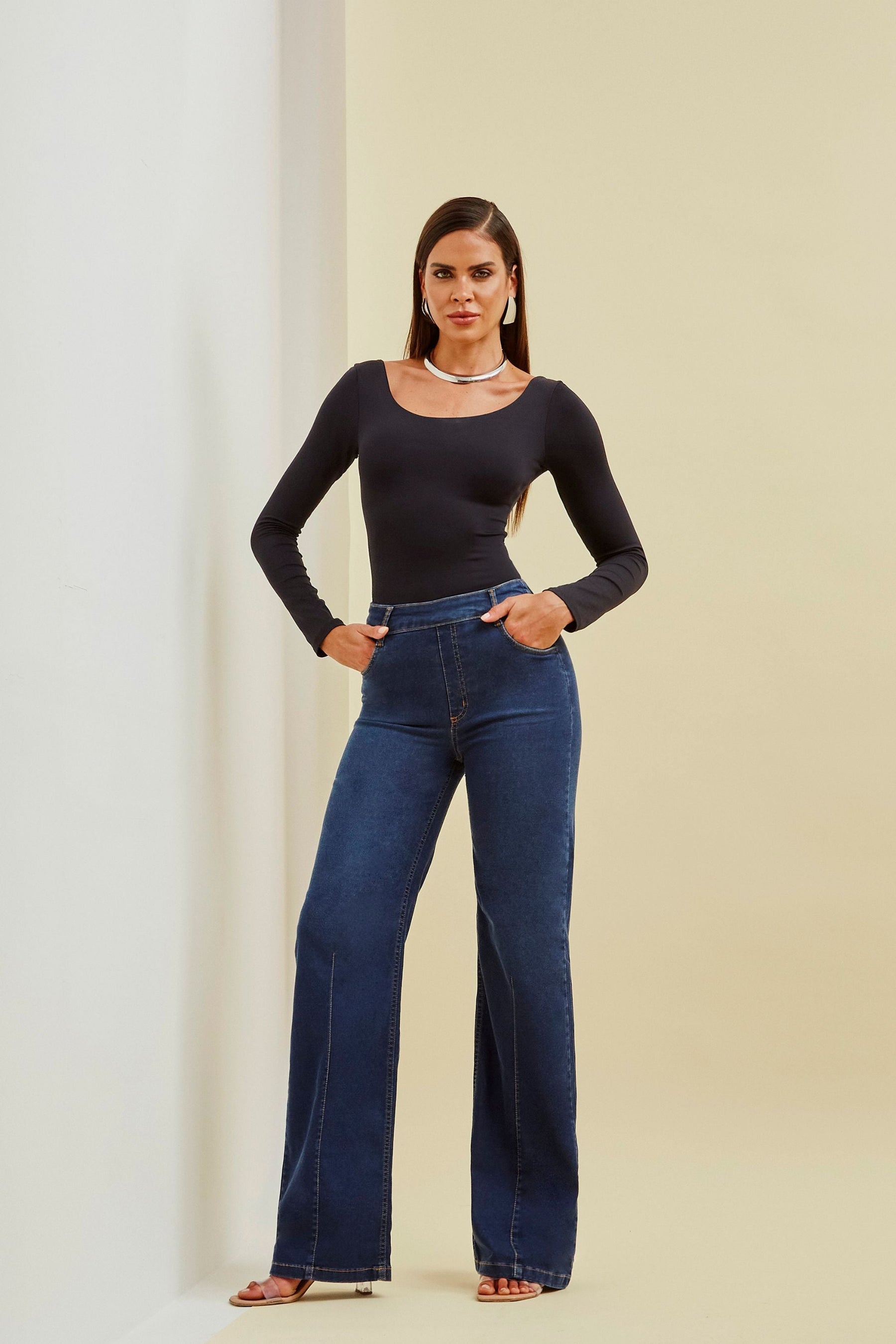 Calça Jeans Modeladora Power Stretch Wide Leg Cós Alto