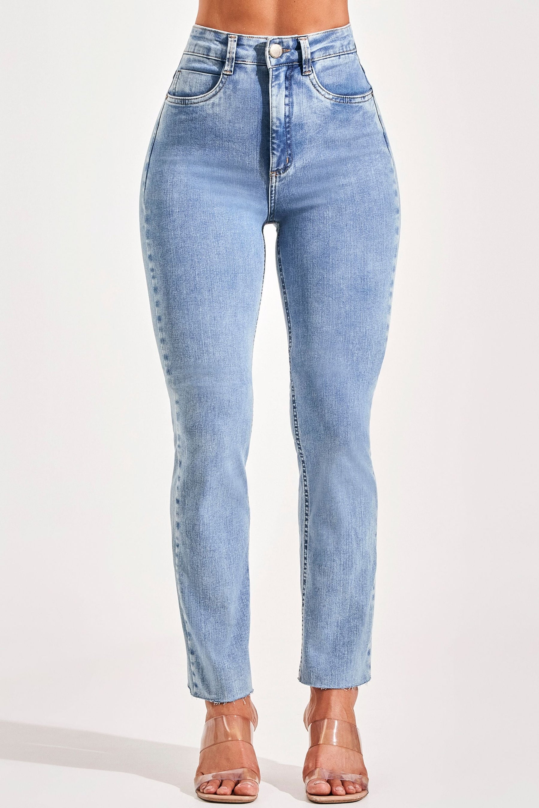 Calça Jeans Modeladora Revolucionária Reta Clara Cós Super Alto