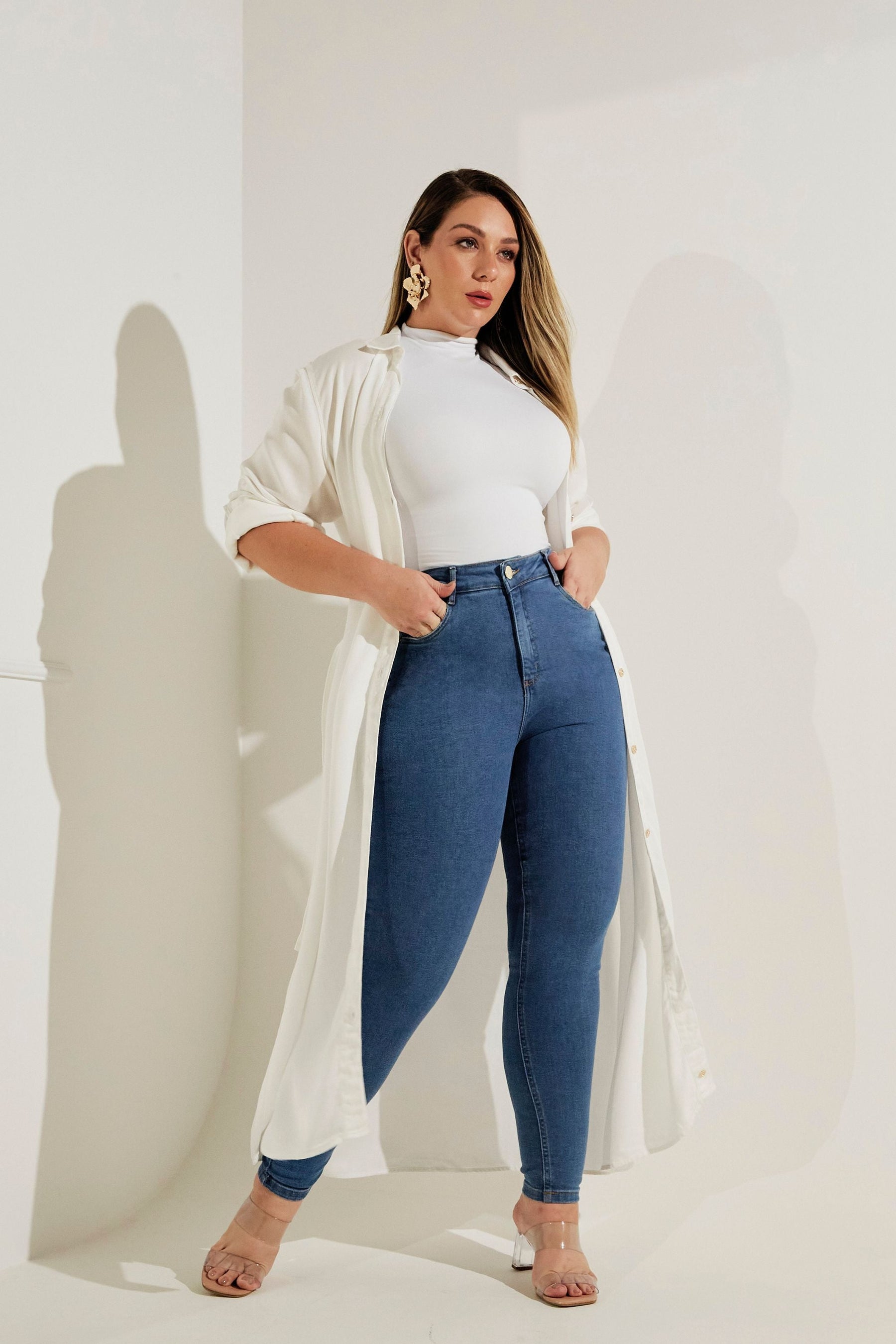 Calça Jeans Modeladora Clássica Skinny Cós Super Alto