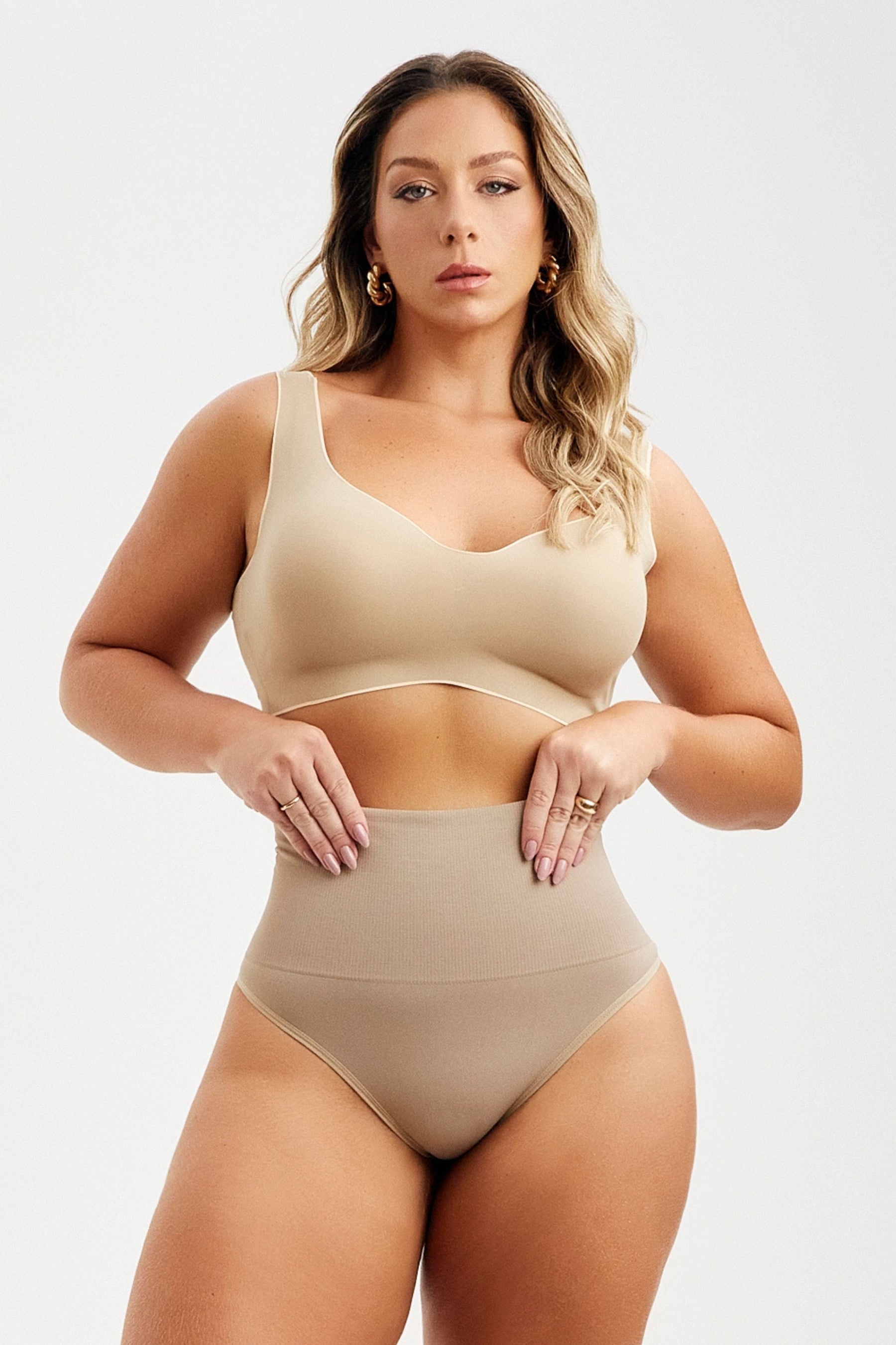 Calcinha Modeladora Fio Bege