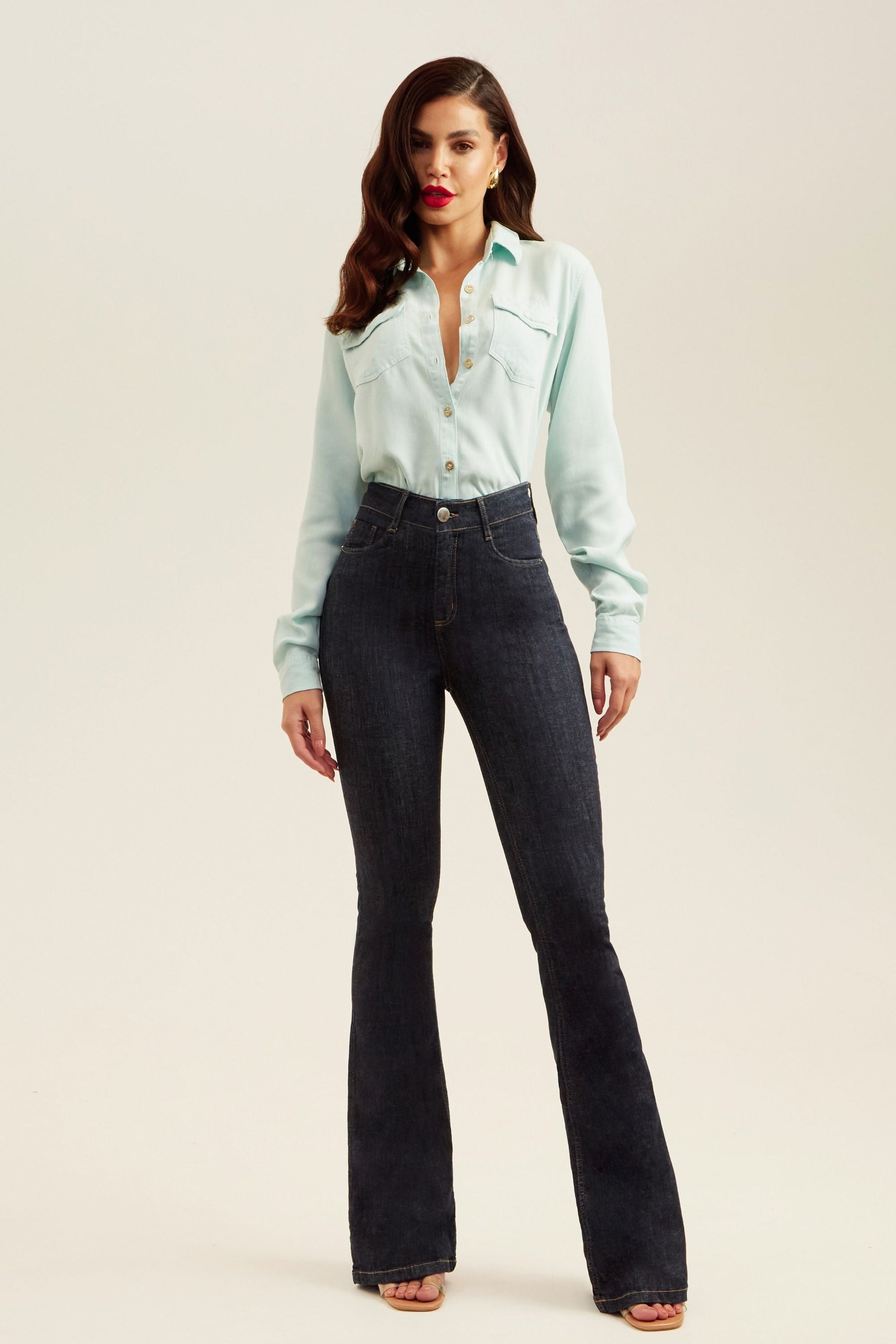 Calça Jeans Modeladora Fantástica Flare Cós Alto