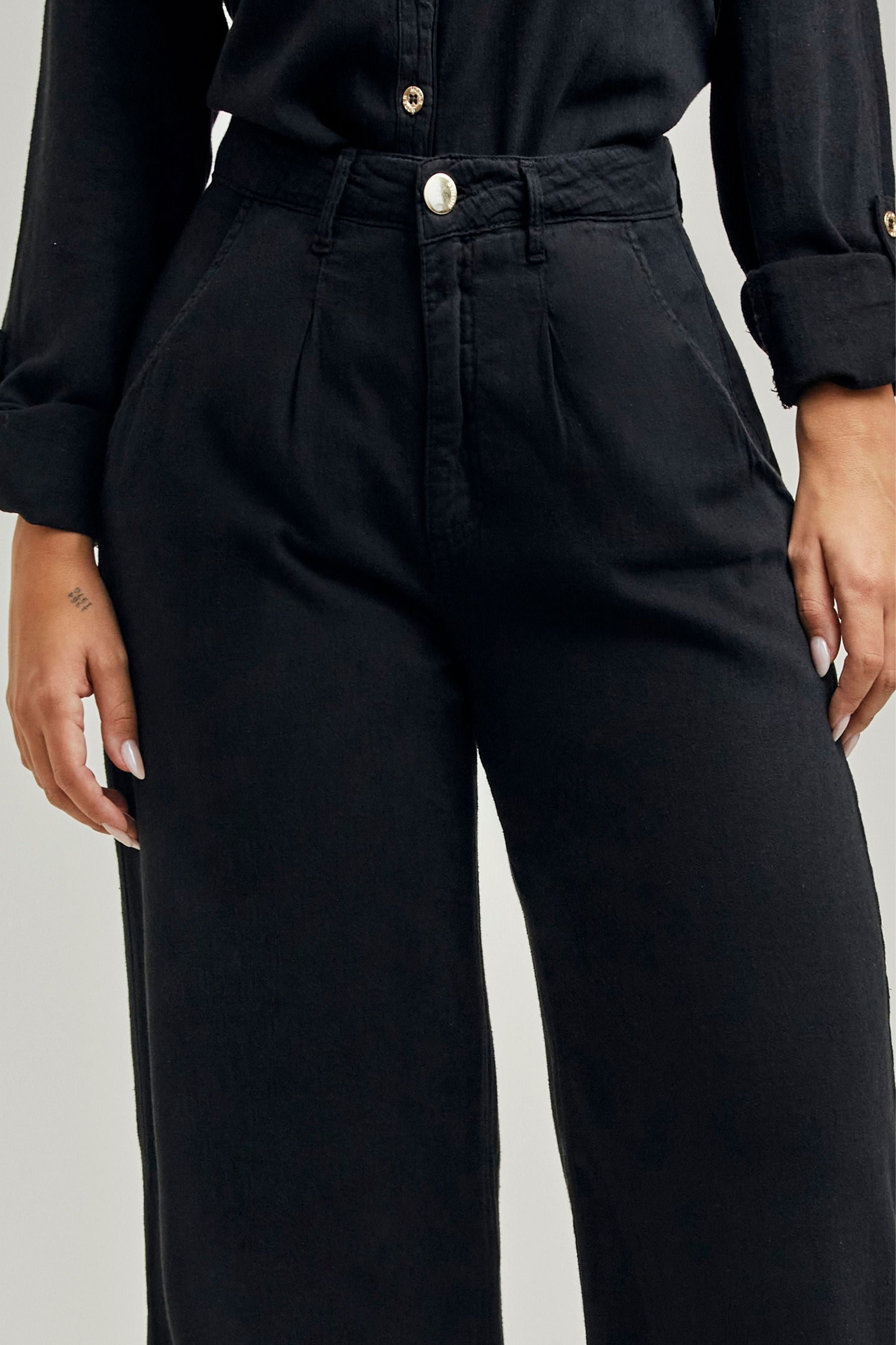 Calça Pantalona de Linho Térmico Dunas Preta
