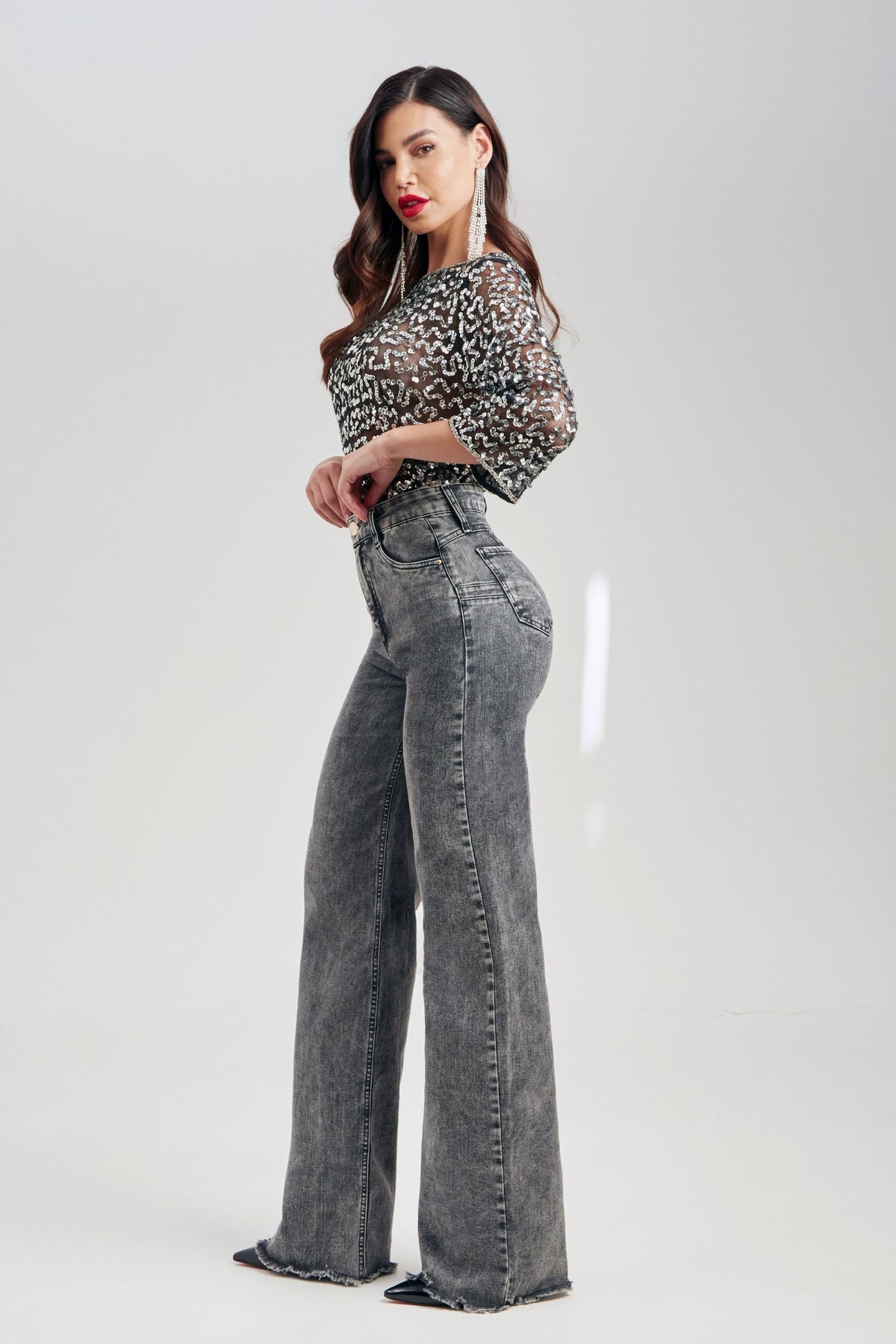 Calça Jeans Modeladora Wide Leg Cinza Cós Super Alto