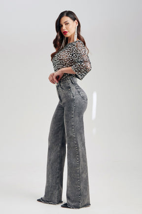 Calça Jeans Modeladora Wide Leg Cinza Cós Super Alto