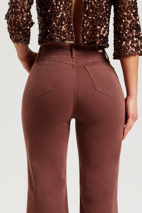 Calça Jeans Modeladora Coffee Wide Leg Cós Super Alto