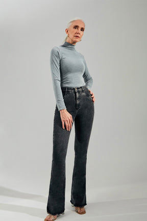 Calça Jeans Modeladora Boot Cut Cinza Cós Super Alto