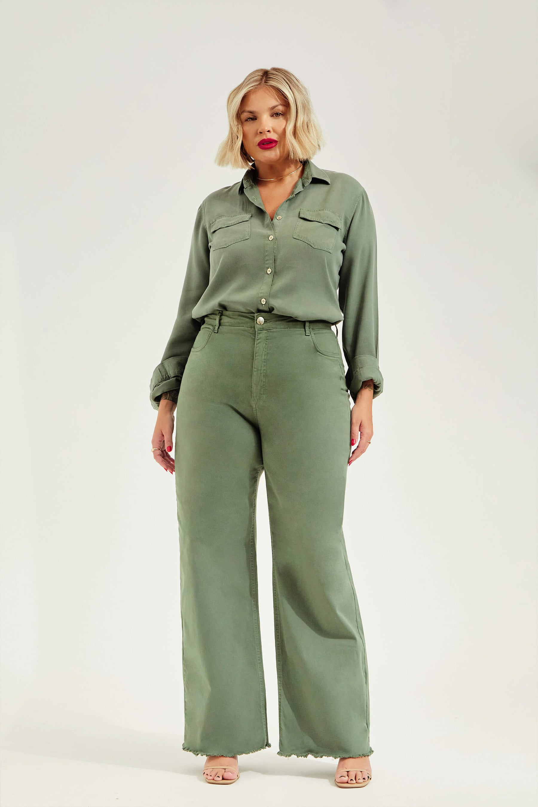 Calça Jeans Modeladora Verde Wide Leg Cós Super Alto