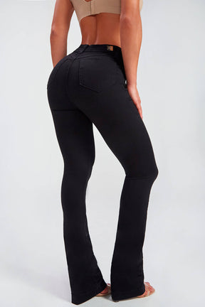 Calça Jeans Modeladora Flare Preto Intenso Cós Médio