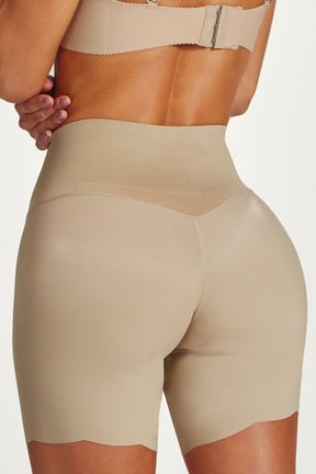 Shorts Modelador Que Afina Cintura Bege