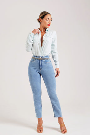 Calça Jeans Modeladora Revolucionária Reta Clara Cós Super Alto