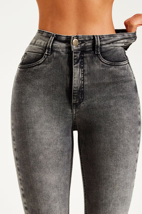 Calça Jeans Modeladora Cinza Reta Cós Super Alto