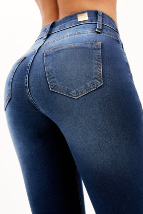 Calça Jeans Modeladora Curva dos Sonhos Flare Cós Médio