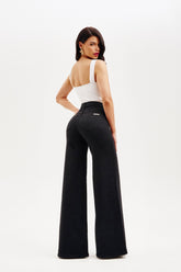Calça Jeans Modeladora Pantalona Preta Cós Médio