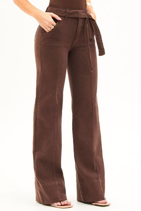 Calça Jeans de Rica Tecnológica Wide Leg Coffee Cós Médio