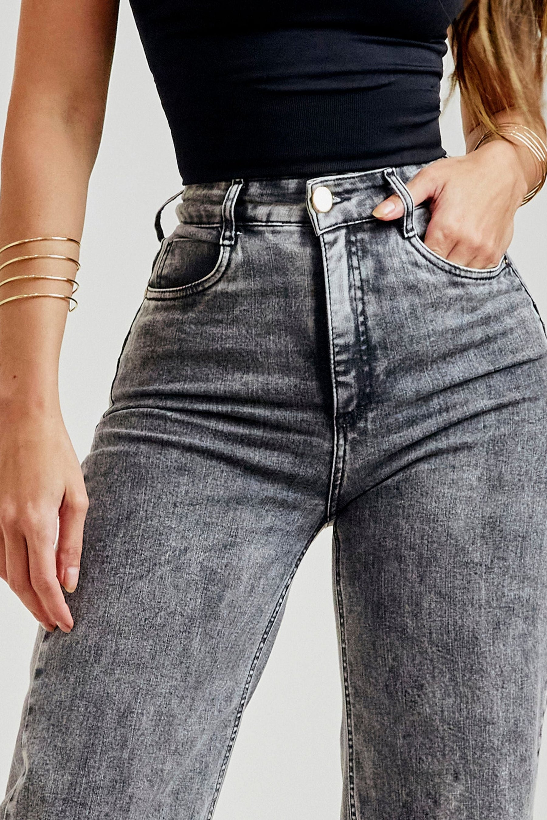 Calça Jeans Modeladora Wide Leg Cinza Cós Super Alto