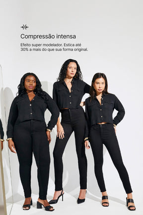 Calça Jeans Modeladora Skinny Preto Intenso Cós Médio
